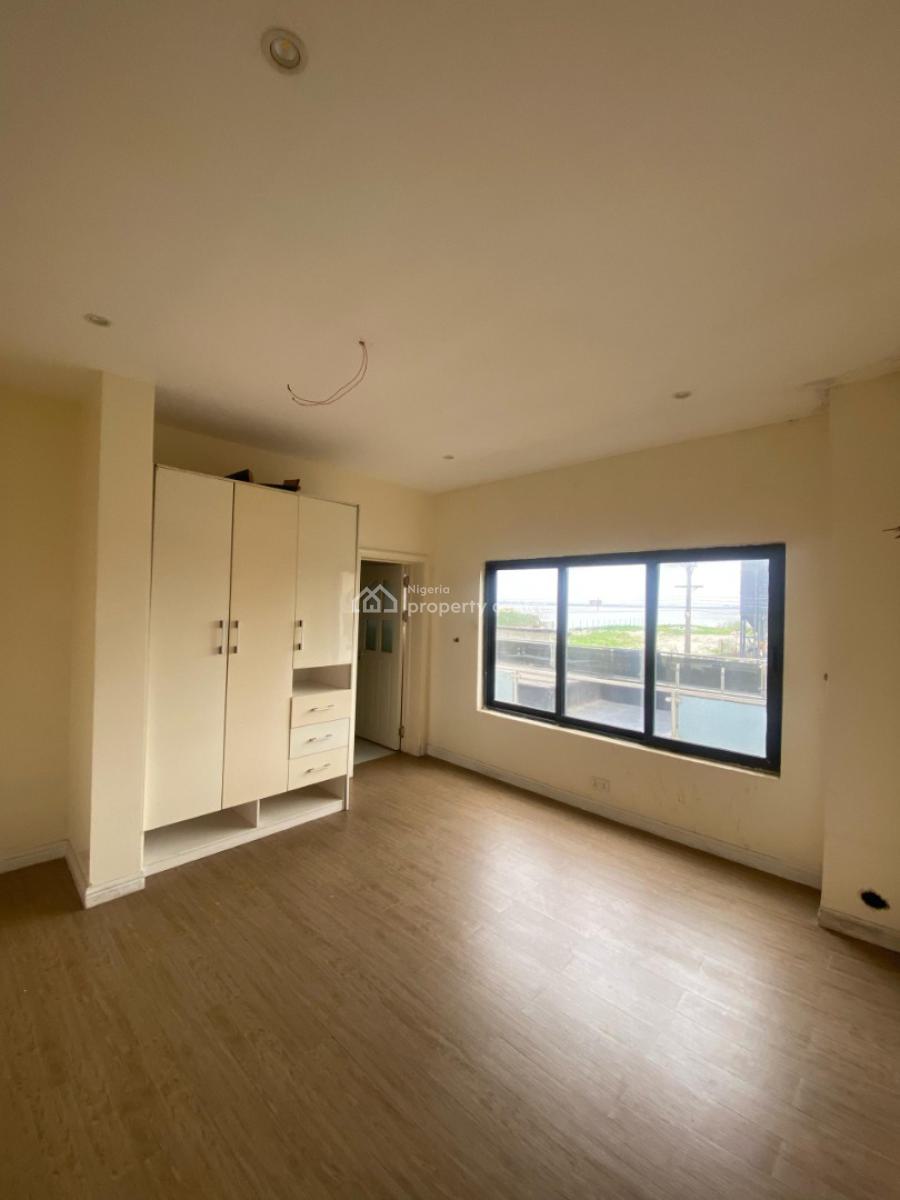 Spacious 3-bedroom Apartment in a Secured Estate, Ikoyi, Ikoyi, Lagos, Flat / Apartment for Sale
