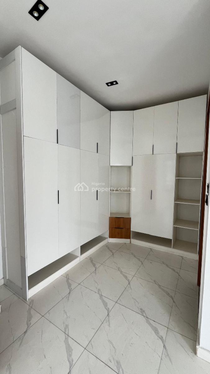 Classic Spacious 4 Bed Semi Detached with Bq, Orchid Road, Lekki Phase 2, Lekki, Lagos, Semi-detached Duplex for Sale