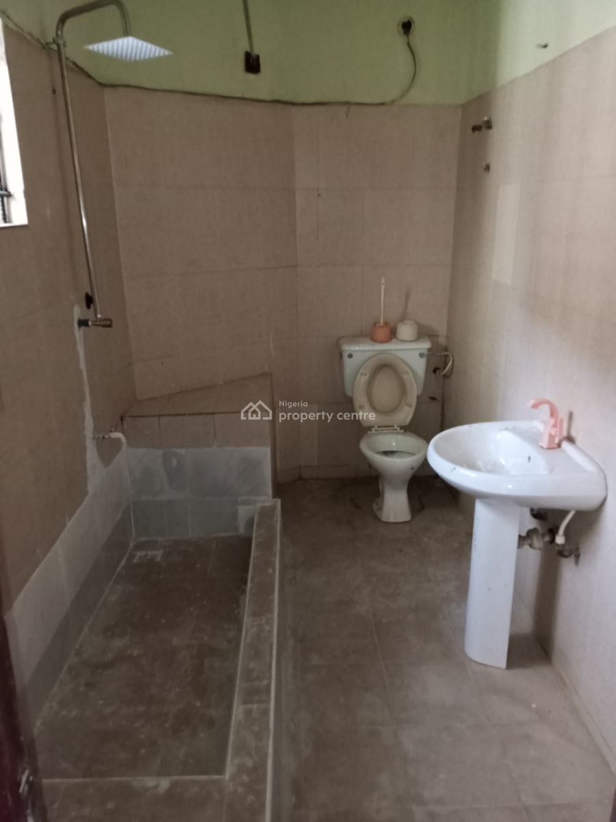 Lovely 4 Bedroom Flat Apartment, Harmony Gra, Magodo Phase 1, Gra Phase 1, Magodo, Lagos, Flat / Apartment for Sale