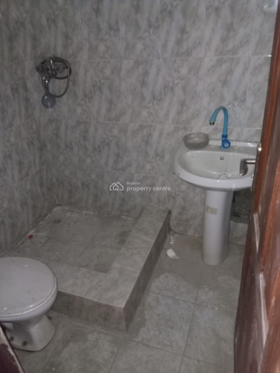 Lovely 4 Bedroom Flat Apartment, Harmony Gra, Magodo Phase 1, Gra Phase 1, Magodo, Lagos, Flat / Apartment for Sale
