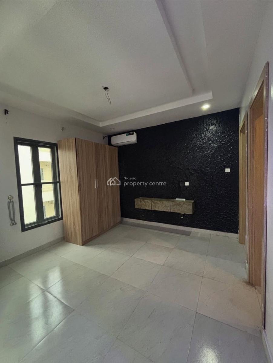 Exotic 2bedrooms Apartment with Pool and Gym, Chisco Ikate, Lekki Phase 1, Lekki, Lagos, Flat / Apartment for Rent