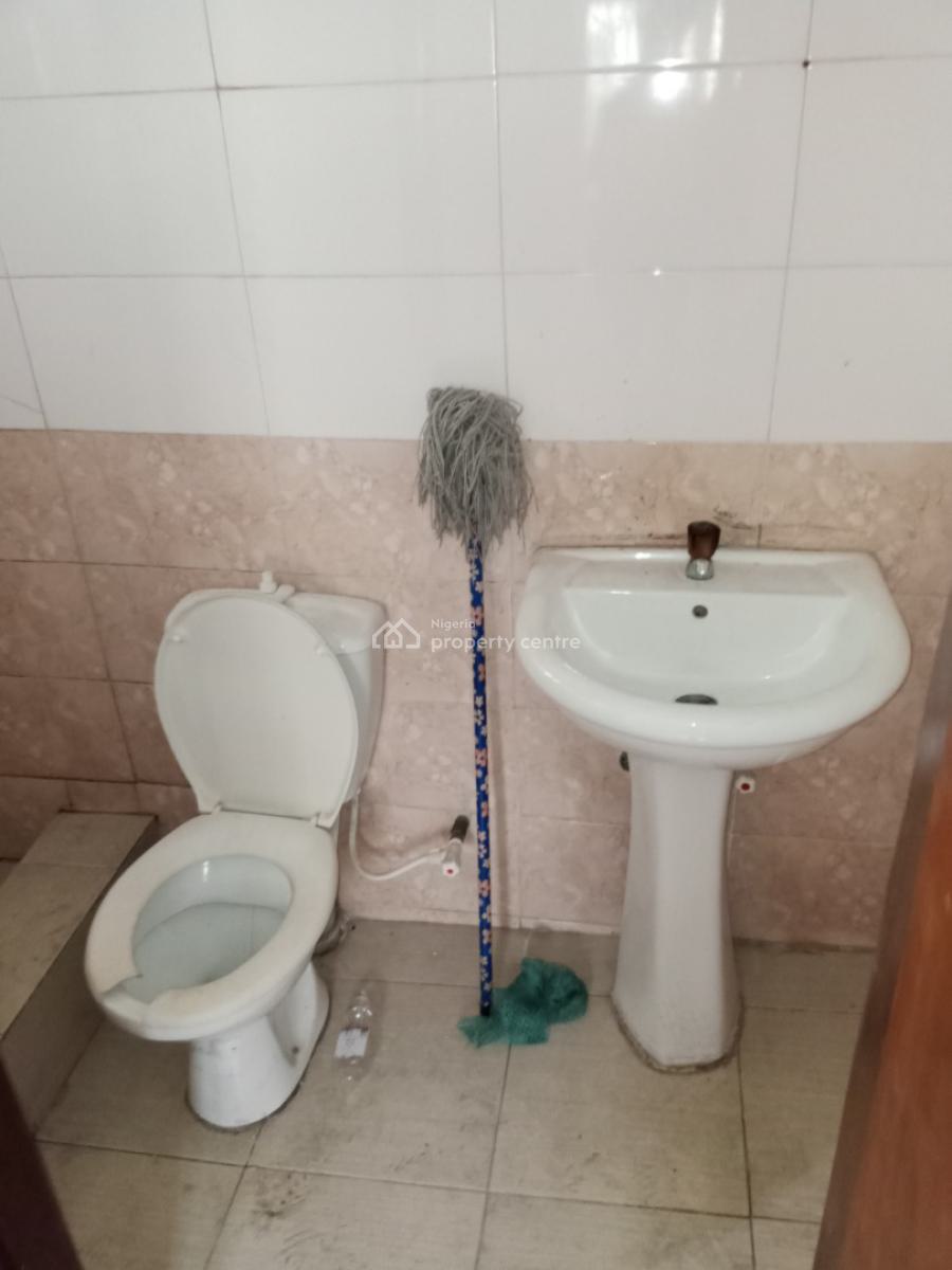 Portable 2 Bedroom Flat Apartment, Harmony Gra, Gra Phase 1, Magodo, Lagos, Flat / Apartment for Rent