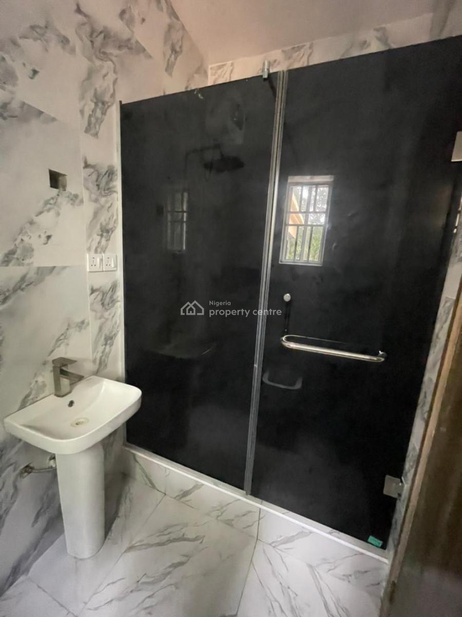 Affordable 2 Bedroom Apartment, Mobil Road, Ilaje, Ajah, Lagos, Flat / Apartment for Sale