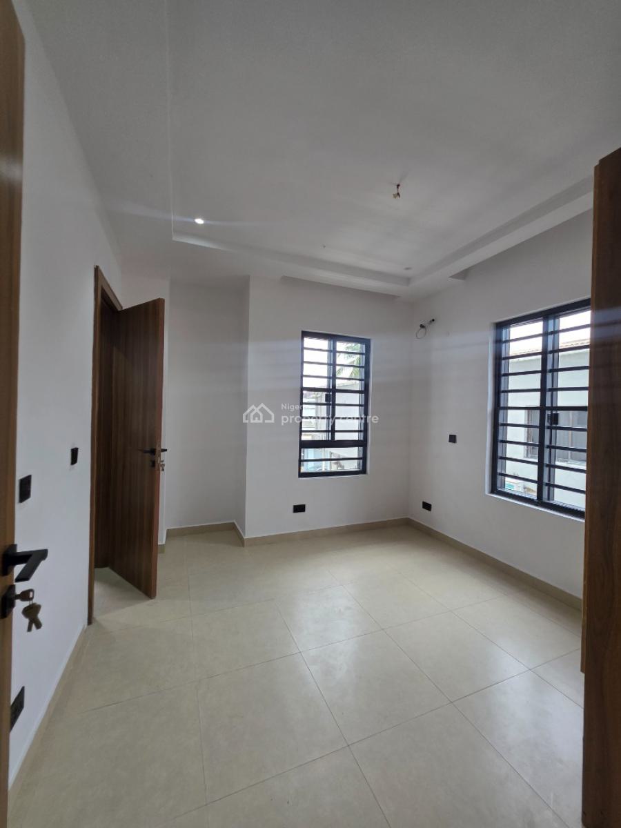 Self Serviced 4bedrooms Semi Detached Duplex with Bq, Behind Zenith Bank, Victoria Island (vi), Lagos, Semi-detached Duplex for Rent