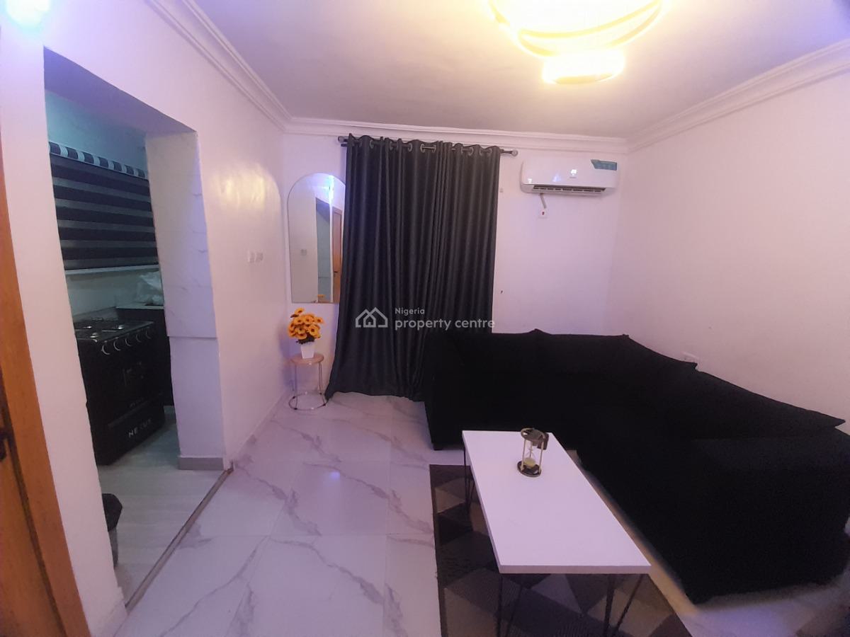 Studio Apartment a Cozy Luxury and Modern Nest for Your Staycation, Surulere, Lagos, Flat / Apartment Short Let