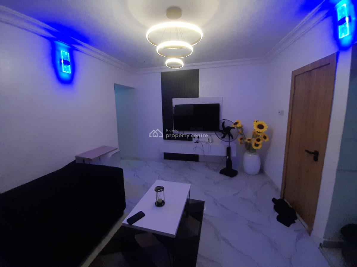 Studio Apartment a Cozy Luxury and Modern Nest for Your Staycation, Surulere, Lagos, Flat / Apartment Short Let