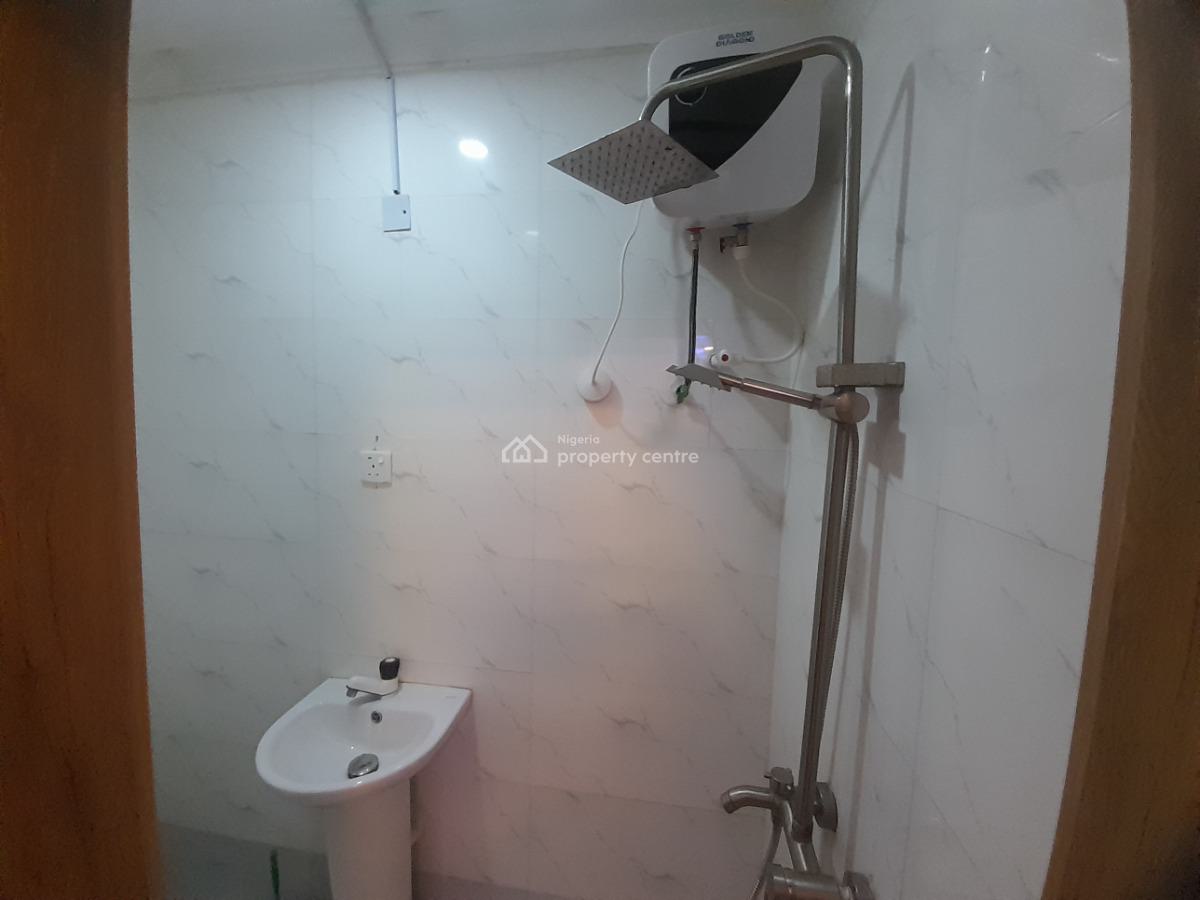 Studio Apartment 24 Hours Power Housekeeping and Entertainment Delight, Mins From Unilag Perfect with Top-notch Security and All Amenities, Akoka, Yaba, Lagos, Flat / Apartment Short Let