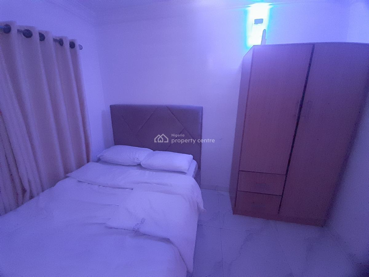 Studio Apartment 24 Hours Power Housekeeping and Entertainment Delight, Mins From Unilag Perfect with Top-notch Security and All Amenities, Akoka, Yaba, Lagos, Flat / Apartment Short Let