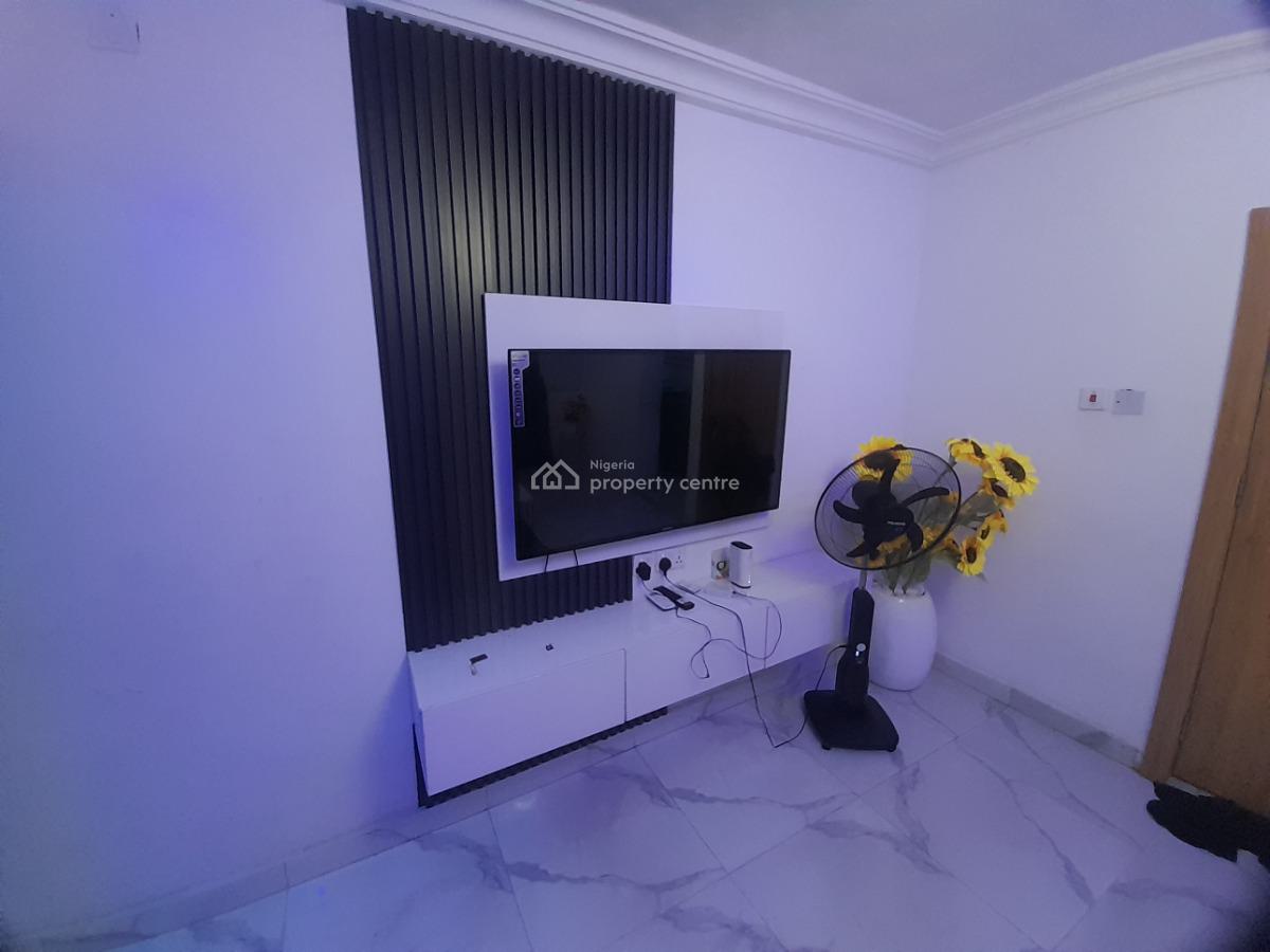 Studio Apartment Fully Luxury Furnished with Smart Tv and Netflix, Secure and Serene Location Close to Top Eateries and Entertainment, Akoka, Yaba, Lagos, Flat / Apartment Short Let