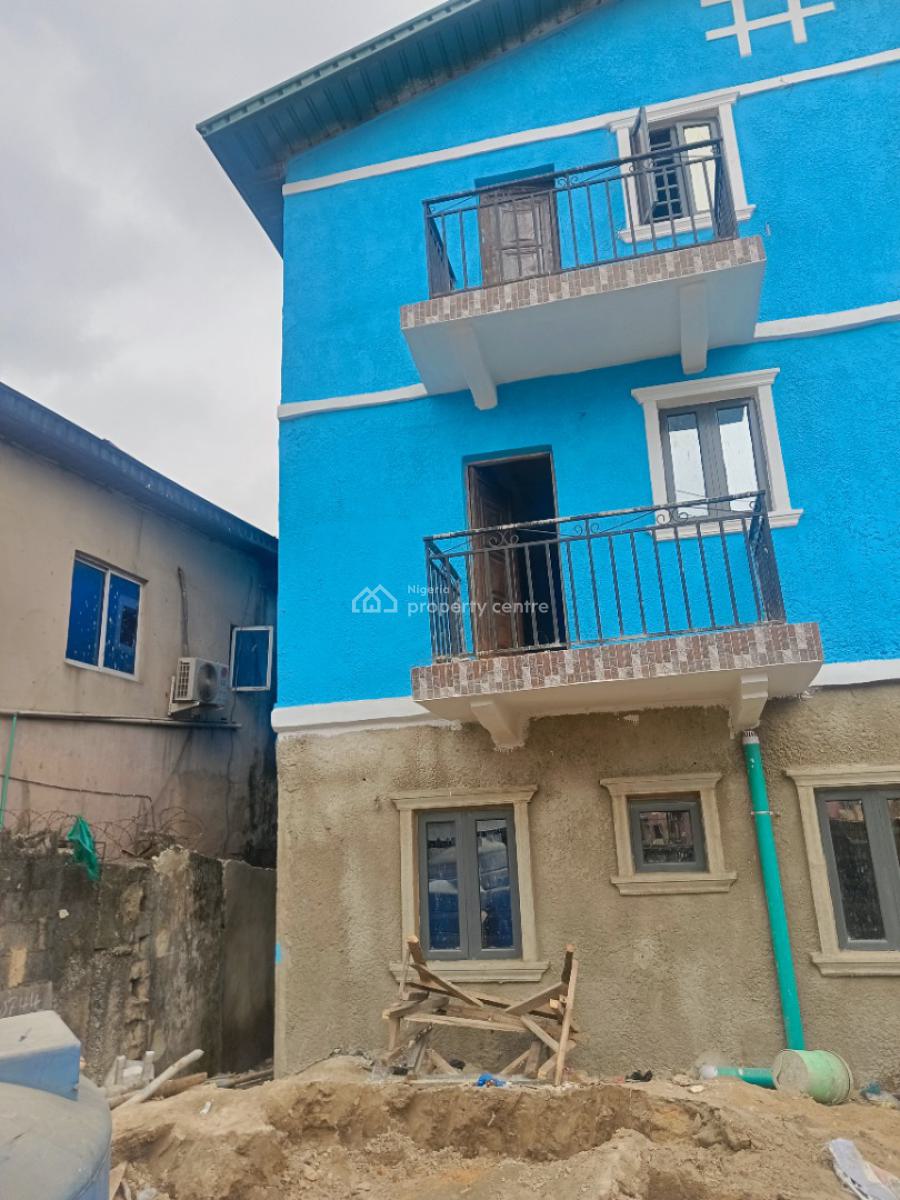 Renovated House Mini Flats, Onipanu, Fadeyi, Shomolu, Lagos, Mini Flat (room and Parlour) for Rent