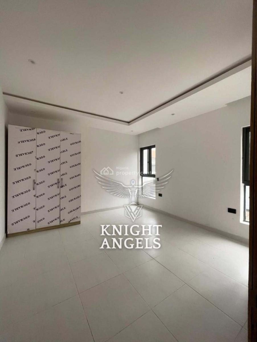 Brand New 3-bedroom Apartment, Lekki Phase 1, Lekki, Lagos, Flat / Apartment for Rent