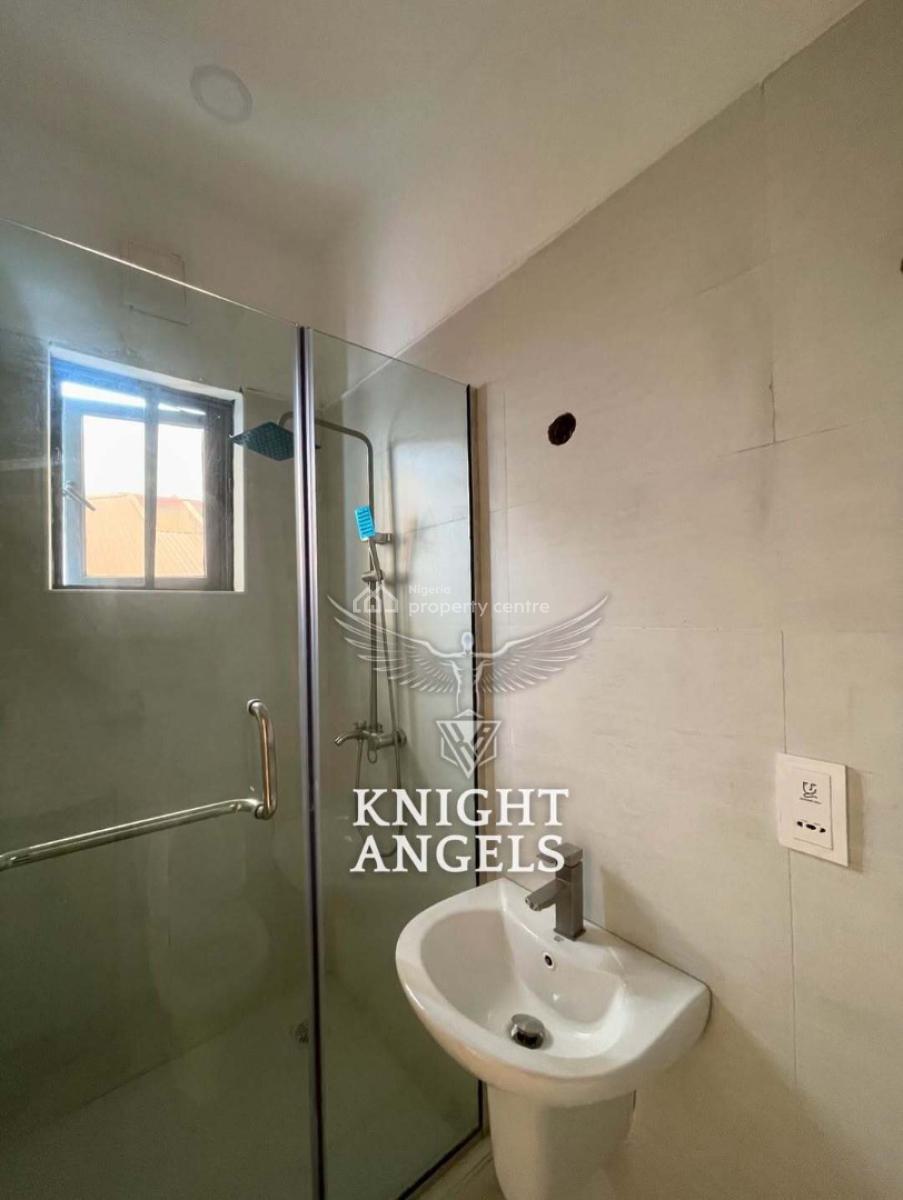 Brand New 3-bedroom Apartment, Lekki Phase 1, Lekki, Lagos, Flat / Apartment for Rent