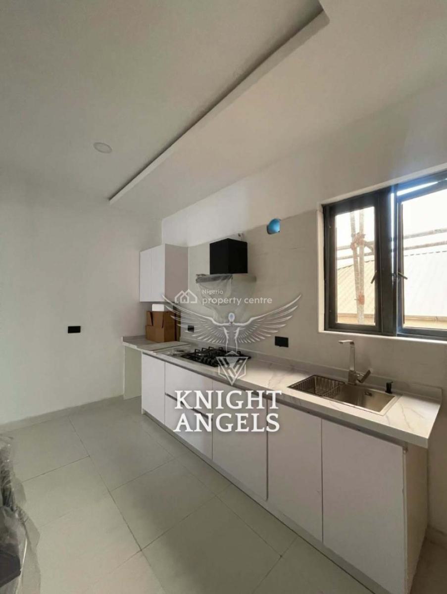 Brand New 3-bedroom Apartment, Lekki Phase 1, Lekki, Lagos, Flat / Apartment for Rent