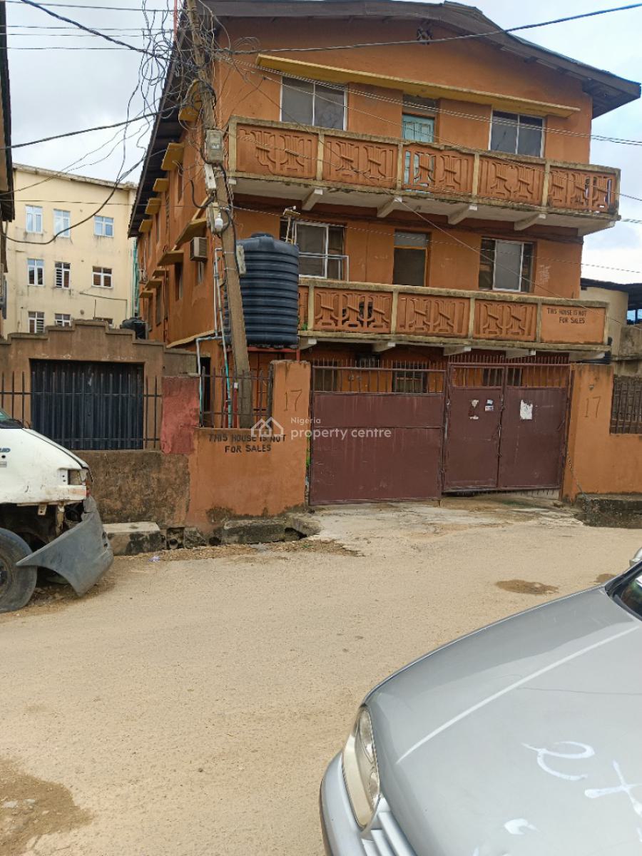 Standard House 2 Storey Building, Fadeyi Yaba, Fadeyi, Shomolu, Lagos, Block of Flats for Sale