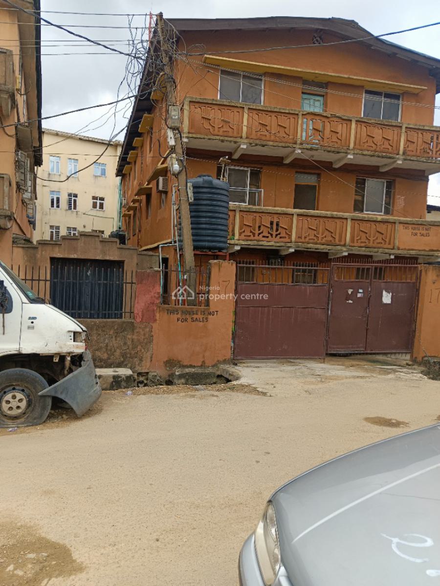 Standard House 2 Storey Building, Fadeyi Yaba, Fadeyi, Shomolu, Lagos, Block of Flats for Sale