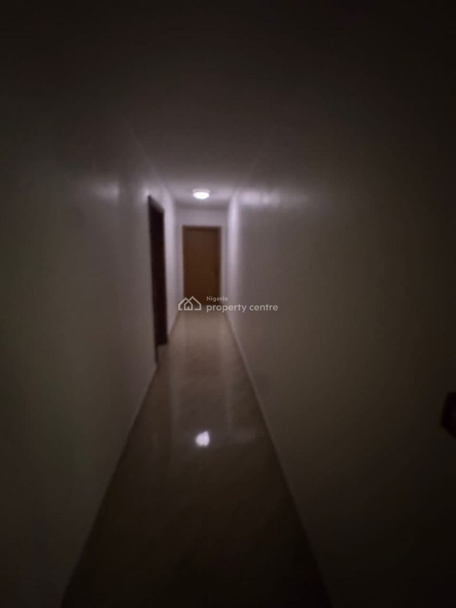 Luxury 3 Bedroom Apartment, Yaba, Yaba, Lagos, Flat / Apartment for Sale