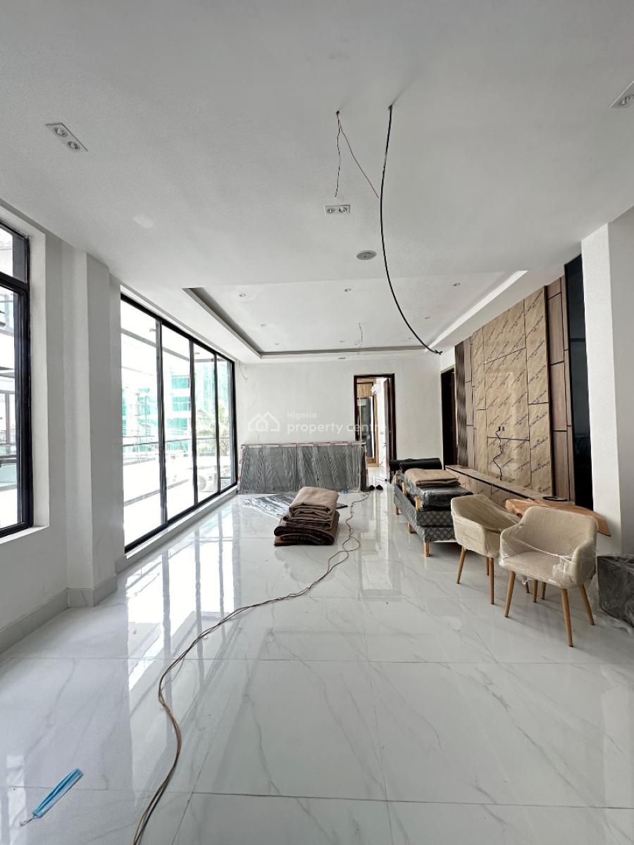 Luxury 3 Bedroom Apartment + Swimming Pool and Gym, Less Than 5 Minutes Drive From Circle Mall, Lekki Phase 1, Lekki, Lagos, Flat / Apartment for Sale