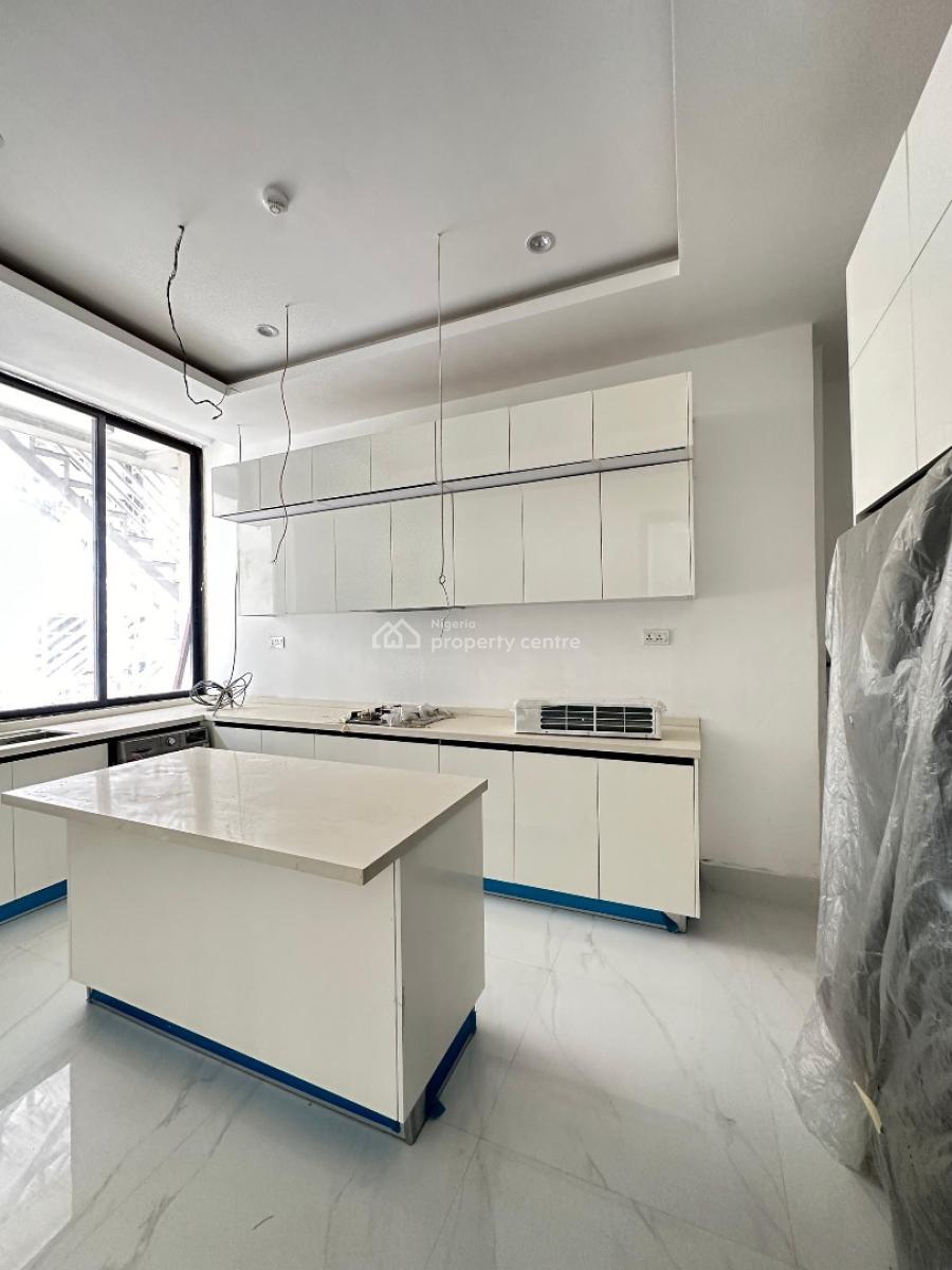 Luxury 3 Bedroom Apartment + Swimming Pool and Gym, Less Than 5 Minutes Drive From Circle Mall, Lekki Phase 1, Lekki, Lagos, Flat / Apartment for Sale