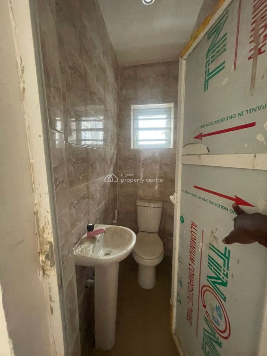 1 Bedroom Apartment in a Secured Estate., Ogba, Ikeja, Lagos, Flat / Apartment for Rent