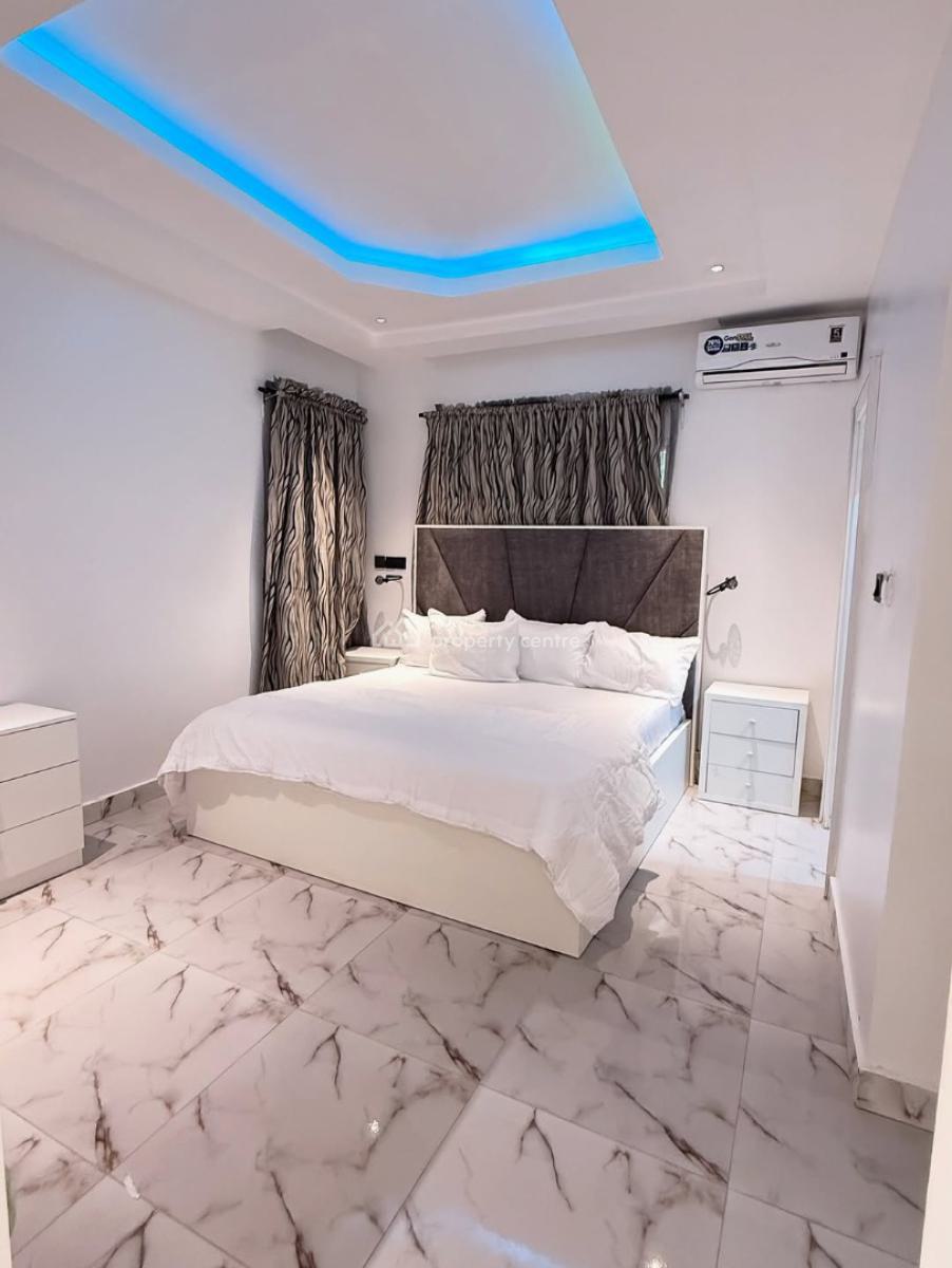 Fully Furnished 3 Bedrooms Flat in an Estate (, Katampe (main), Katampe, Abuja, Flat / Apartment for Rent