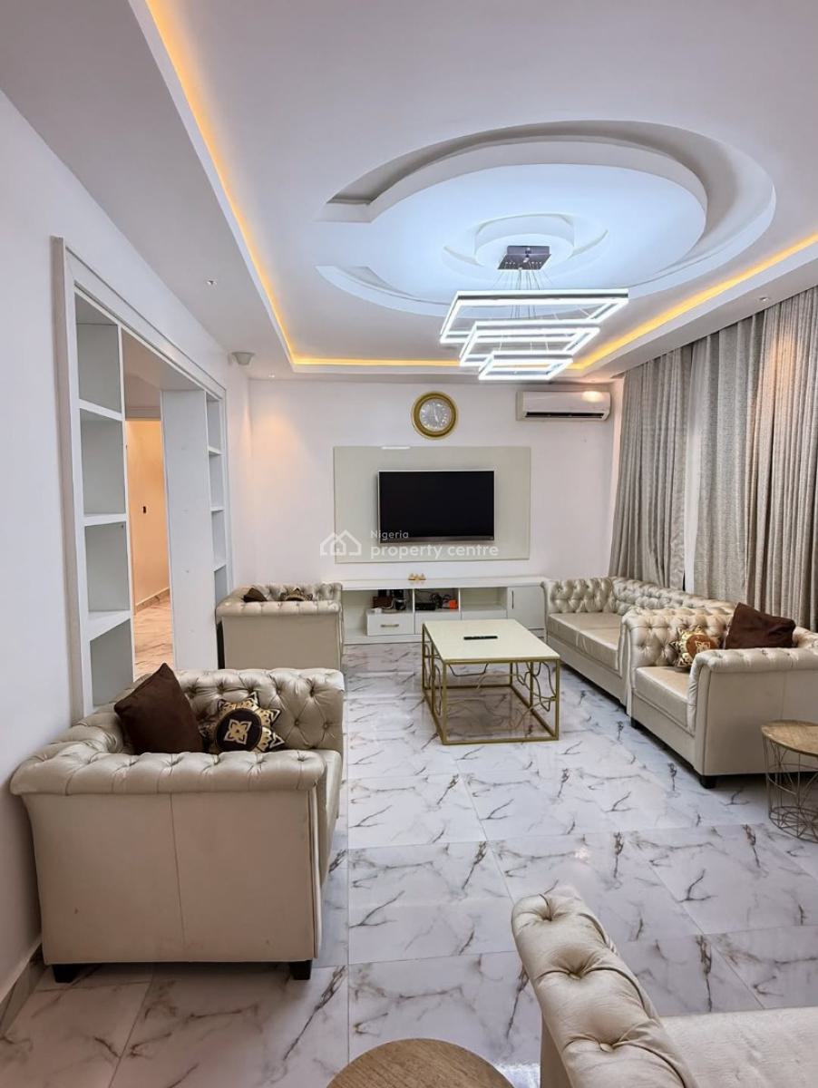 Fully Furnished 3 Bedrooms Flat in an Estate (, Katampe (main), Katampe, Abuja, Flat / Apartment for Rent