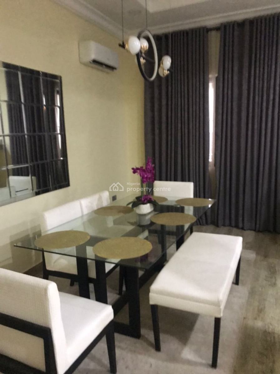 Luxuriously Finished & Fully Furnished 2 Bedrooms Flat with a Bq, Guzape Main, Guzape District, Abuja, Flat / Apartment for Rent