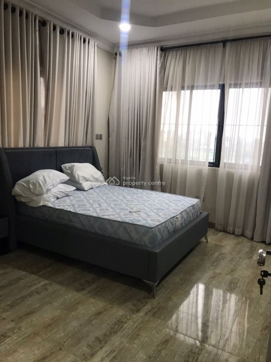Luxuriously Finished & Fully Furnished 2 Bedrooms Flat with a Bq, Guzape Main, Guzape District, Abuja, Flat / Apartment for Rent