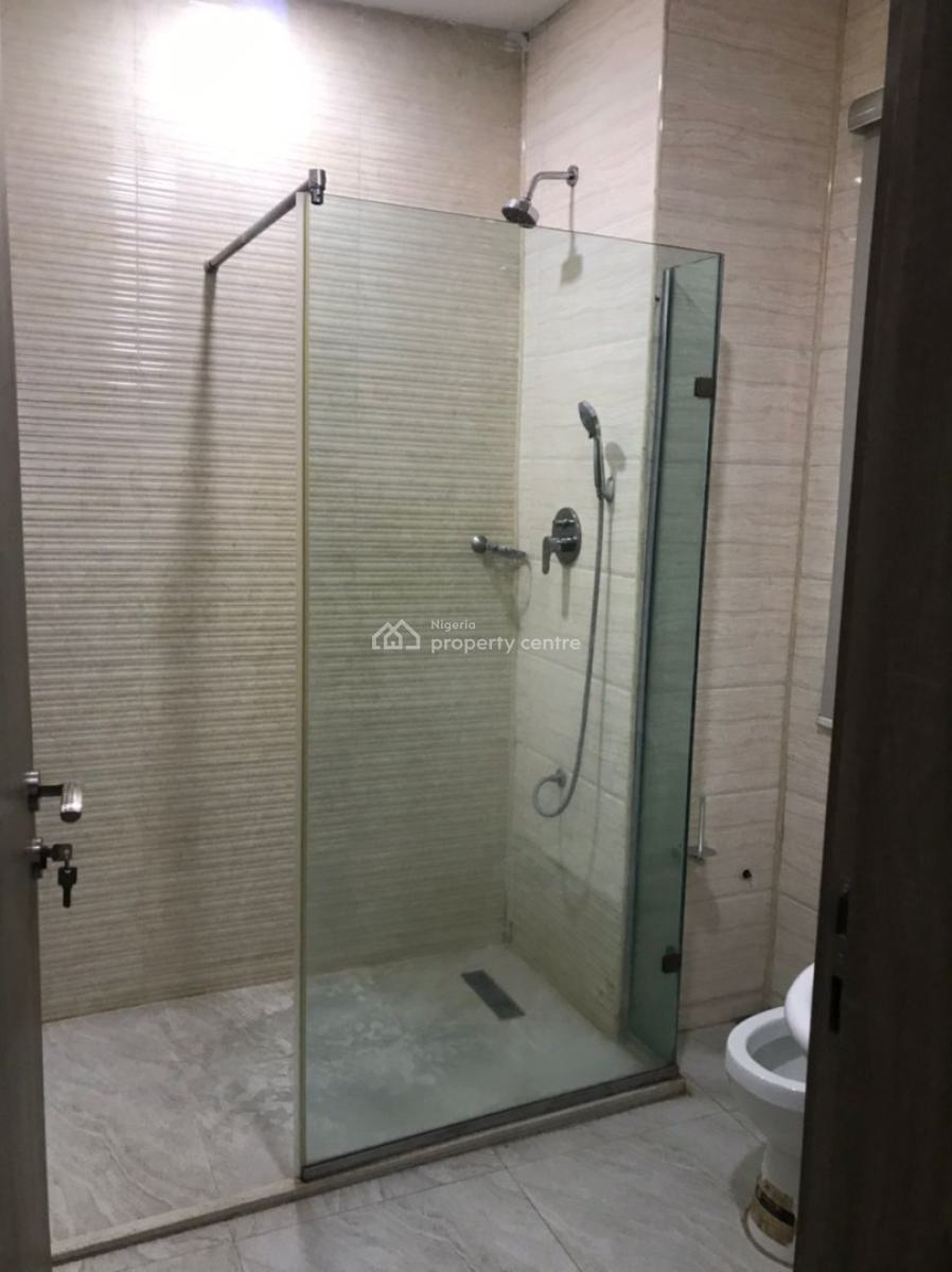 Luxuriously Finished & Fully Furnished 2 Bedrooms Flat with a Bq, Guzape Main, Guzape District, Abuja, Flat / Apartment for Rent