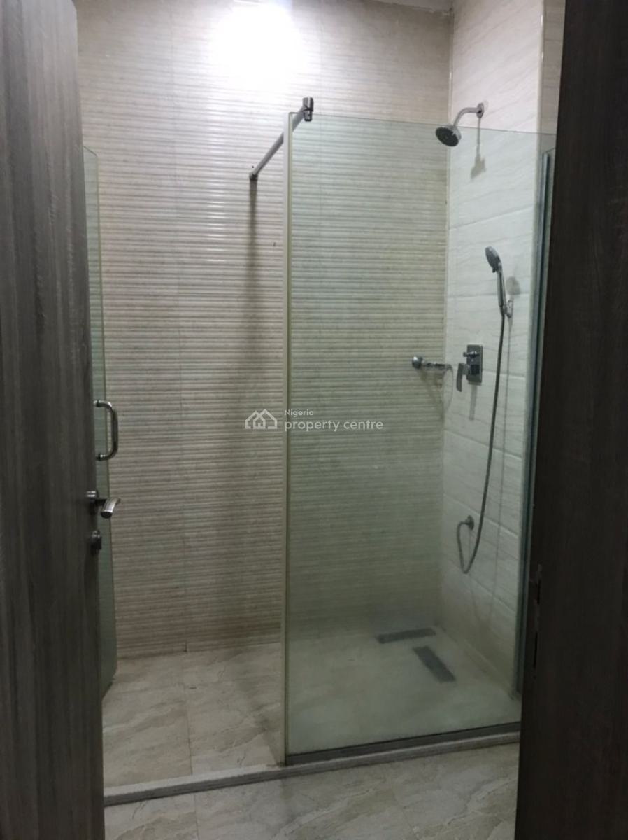Luxuriously Finished & Fully Furnished 2 Bedrooms Flat with a Bq, Guzape Main, Guzape District, Abuja, Flat / Apartment for Rent