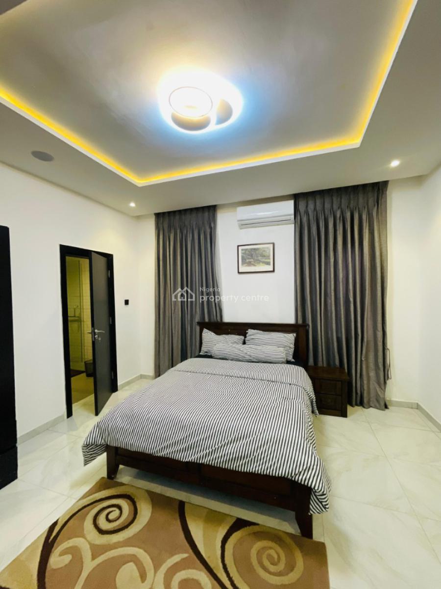 2 Bedroom Serviced Apartment, Lekki Phase 1, Lekki, Lagos, Flat / Apartment Short Let