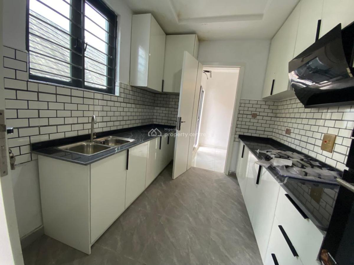 2 Bedroom Apartment, Ikaye, Lekki, Lagos, Flat / Apartment for Sale
