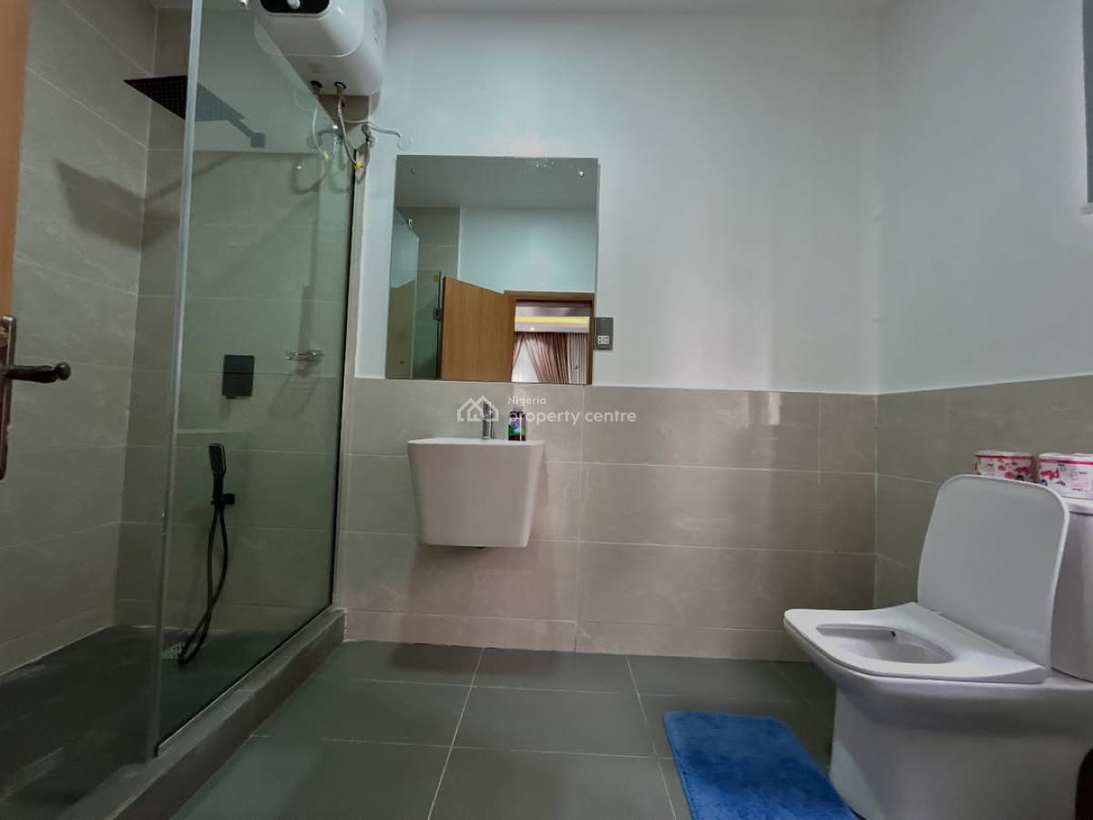 3 Bedroom Luxurious Apartment in a Prestigious Neighborhood, Banana Island Road, Ikoyi, Lagos, Flat / Apartment Short Let