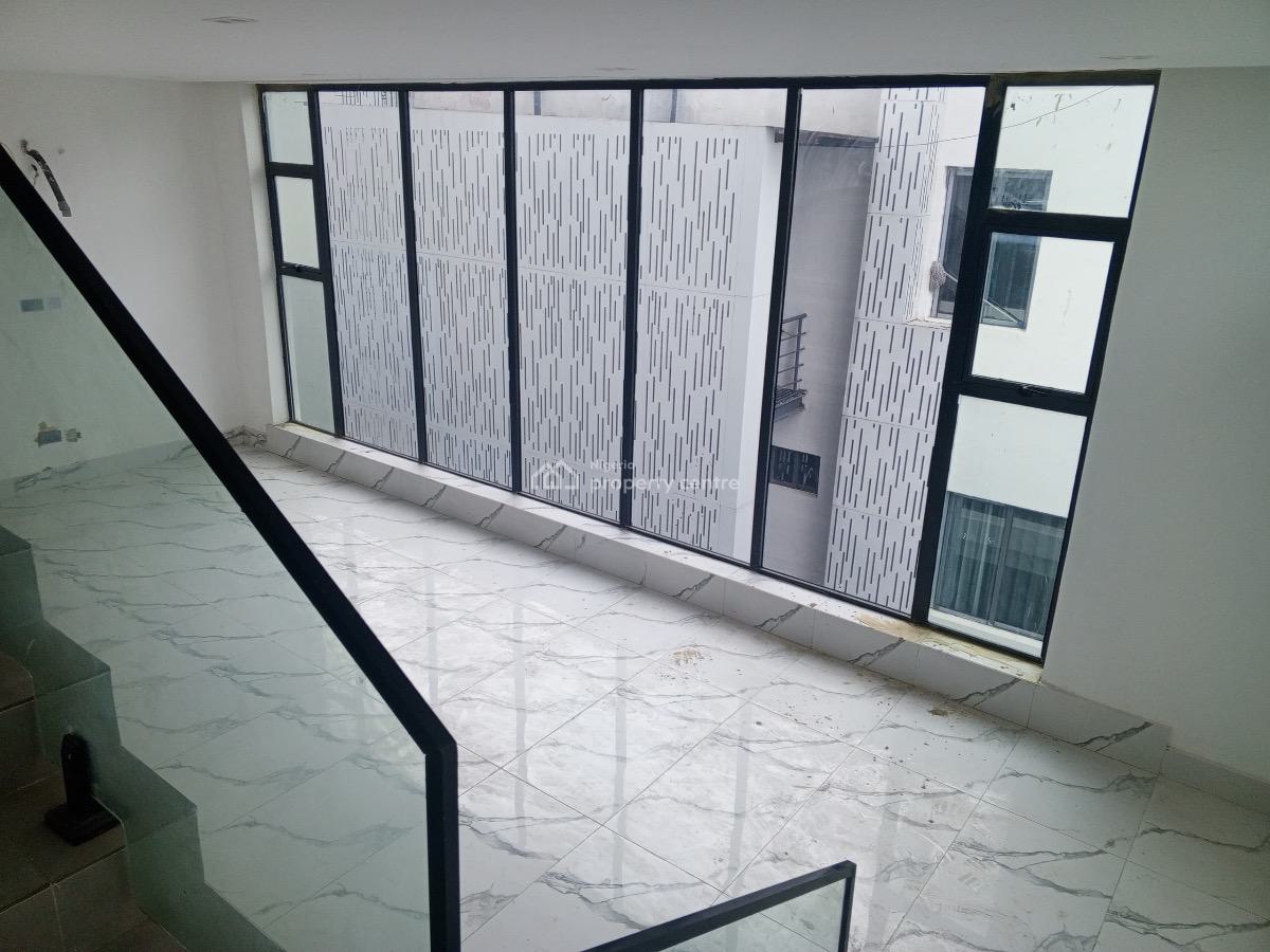 Exquisite & Spacious 3 Bedroom Maisonaitte with Bq, Old Ikoyi, Ikoyi, Lagos, Flat / Apartment for Rent