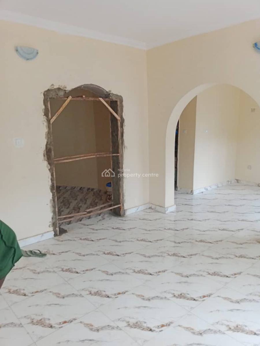 4 Bedroom Flat Apartment @ Magodo Phase 1 Gra., Magodo Phase 1, Gra Phase 1, Magodo, Lagos, Flat / Apartment for Rent