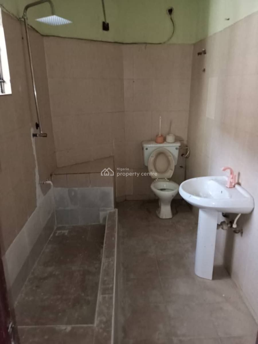 4 Bedroom Flat Apartment @ Magodo Phase 1 Gra., Magodo Phase 1, Gra Phase 1, Magodo, Lagos, Flat / Apartment for Rent