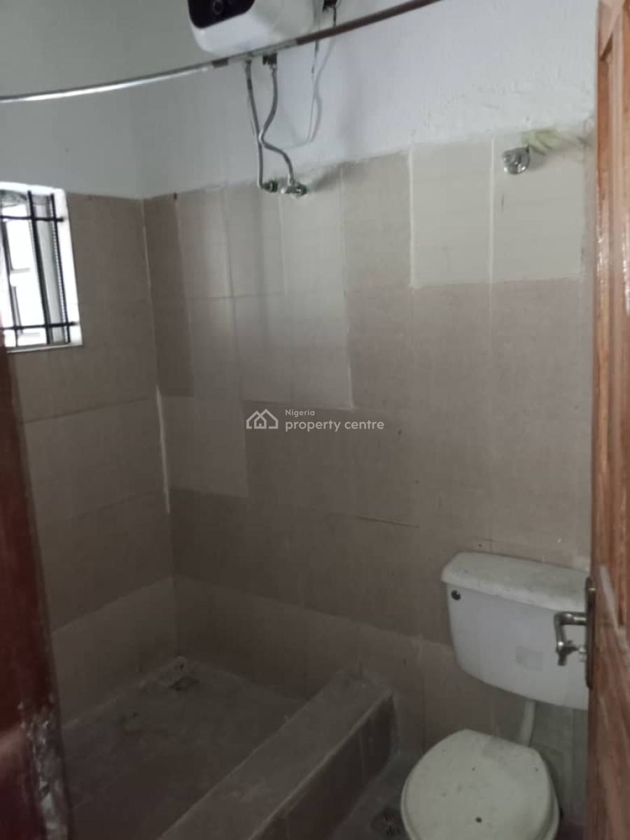 4 Bedroom Flat Apartment @ Magodo Phase 1 Gra., Magodo Phase 1, Gra Phase 1, Magodo, Lagos, Flat / Apartment for Rent