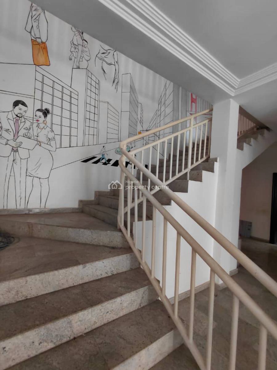 4bedroom with Bq, Lekki Phase 1, Lekki, Lagos, Semi-detached Duplex for Rent