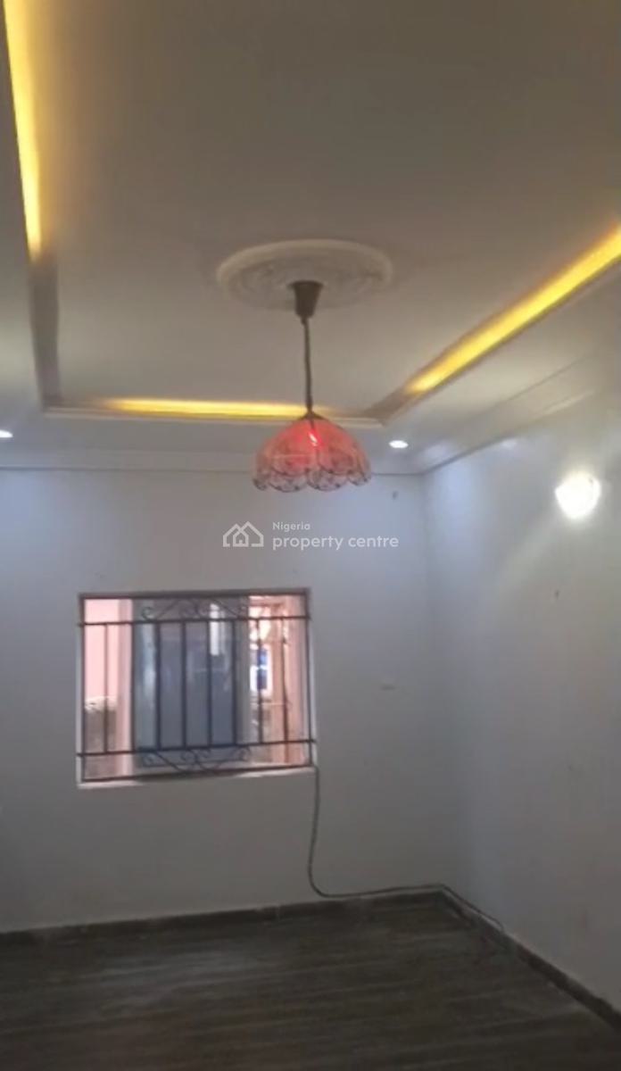 Standard 3 Bedroom Apartment in a Serene Environment, Inside an Estate Along Sunnyvale Expressway, Tarred Road, Galadimawa, Abuja, Flat / Apartment for Rent