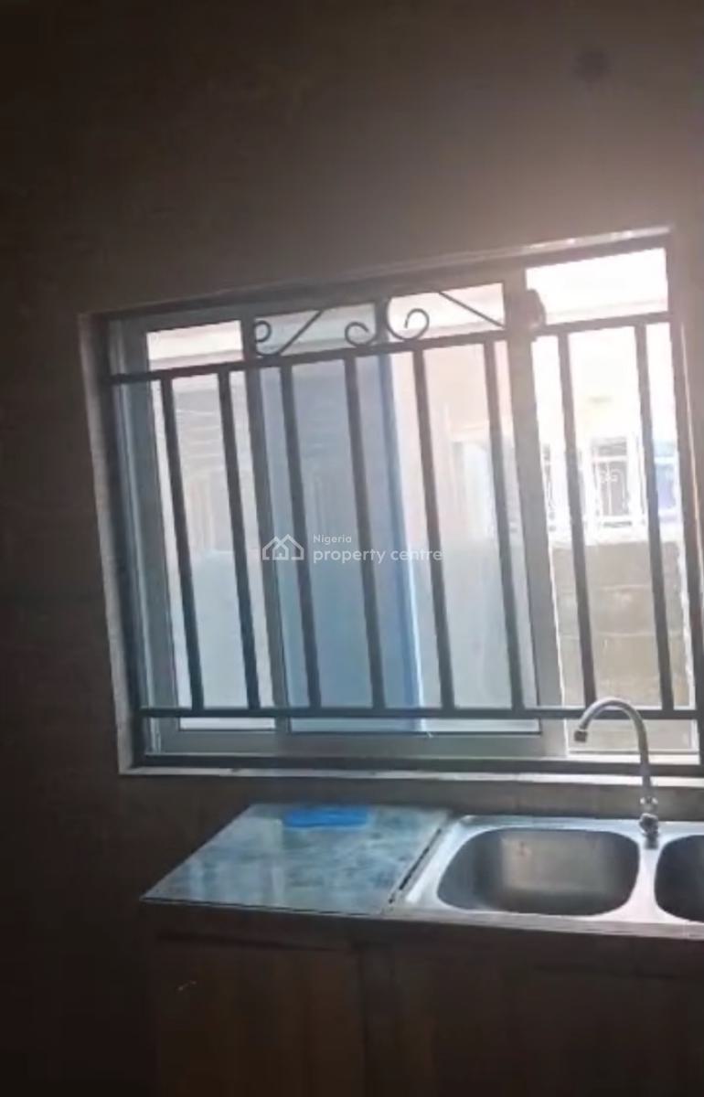 Standard 3 Bedroom Apartment in a Serene Environment, Inside an Estate Along Sunnyvale Expressway, Tarred Road, Galadimawa, Abuja, Flat / Apartment for Rent
