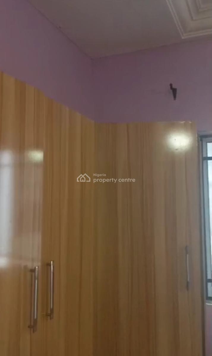 Standard 3 Bedroom Apartment in a Serene Environment, Inside an Estate Along Sunnyvale Expressway, Tarred Road, Galadimawa, Abuja, Flat / Apartment for Rent