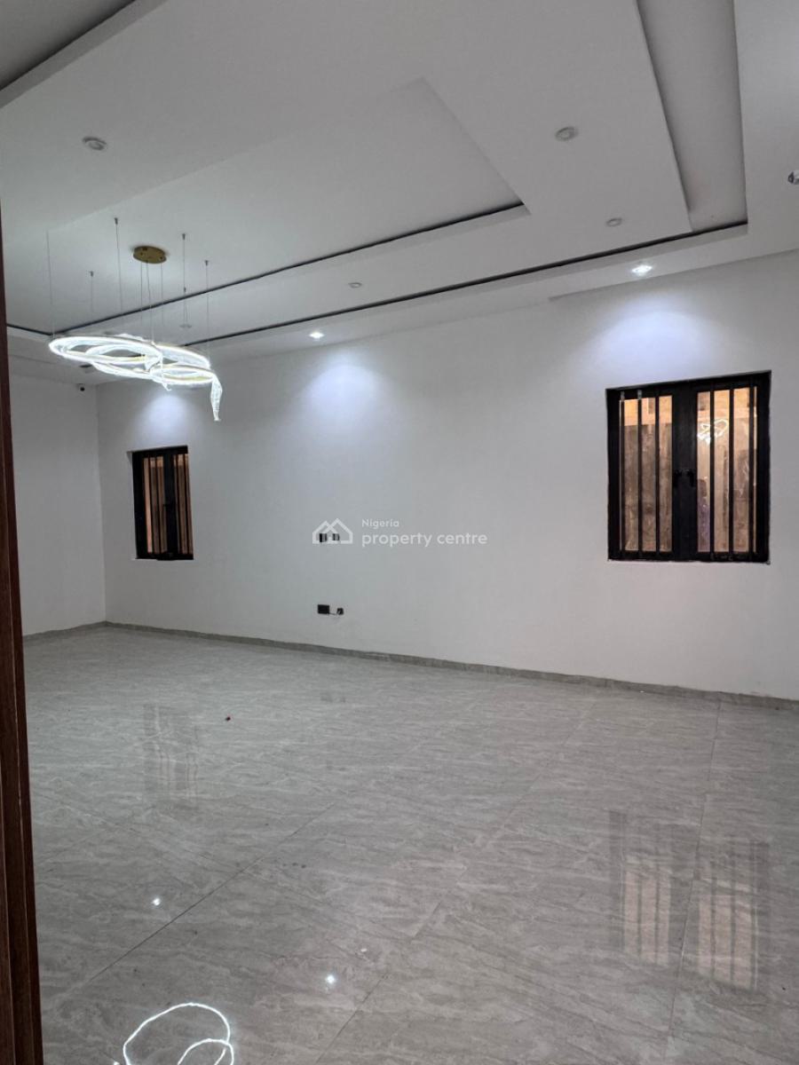 Contemporary 4-bedroom Fully Detached Duplex with Bq    Price: ₦320, Ogba, Ikeja, Lagos, Detached Duplex for Sale