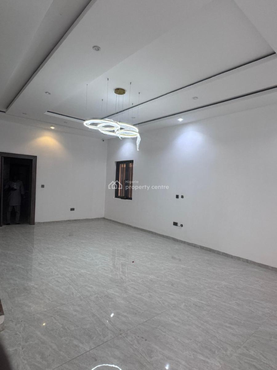 Contemporary 4-bedroom Fully Detached Duplex with Bq    Price: ₦320, Ogba, Ikeja, Lagos, Detached Duplex for Sale