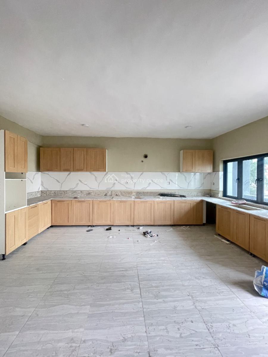 Luxurious Most Spacious 3 Bedrooms Apartment on The Mainland, Off Ogunlana Drive, Surulere, Lagos, Flat / Apartment for Sale