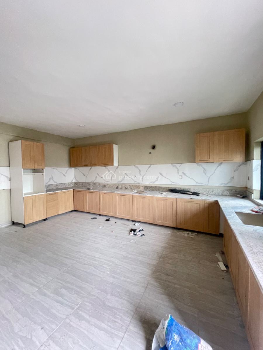 Luxurious Most Spacious 3 Bedrooms Apartment on The Mainland, Off Ogunlana Drive, Surulere, Lagos, Flat / Apartment for Sale