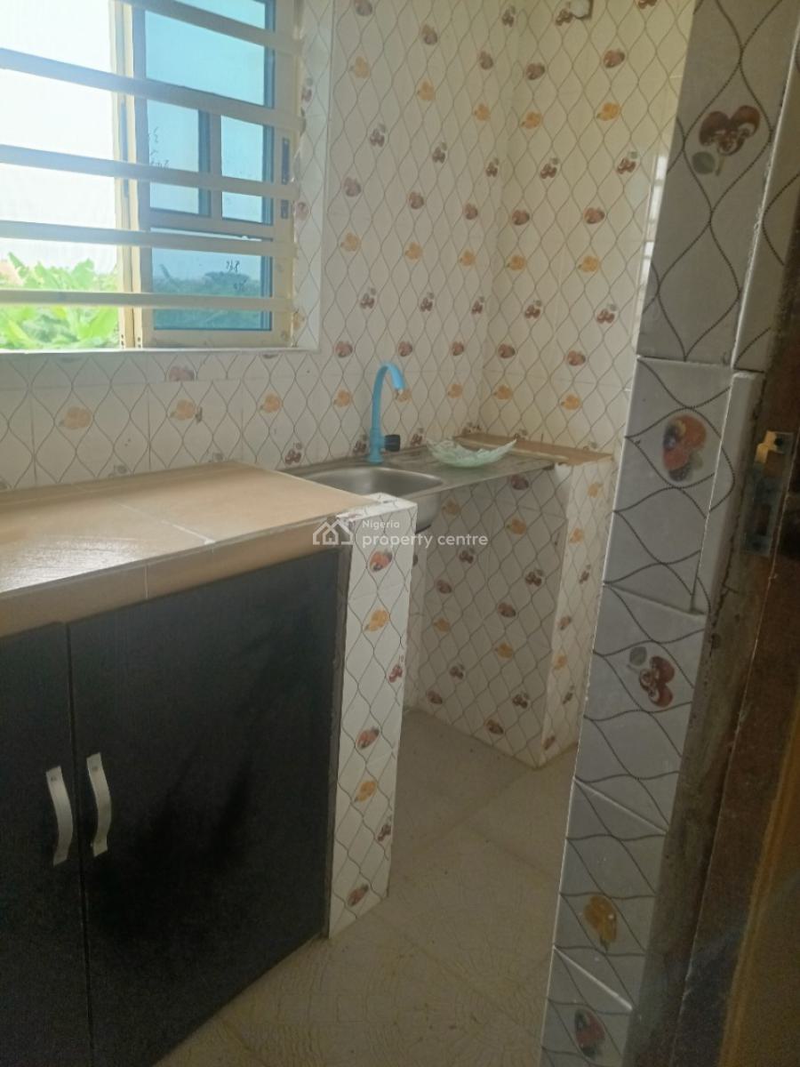 Room and Parlour Self Con, Renecon Road Igbogbo Ikorodu, Igbogbo, Ikorodu, Lagos, House for Rent