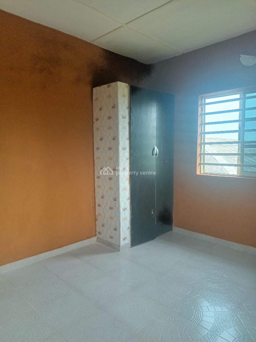 Room and Parlour Self Con, Renecon Road Igbogbo Ikorodu, Igbogbo, Ikorodu, Lagos, House for Rent