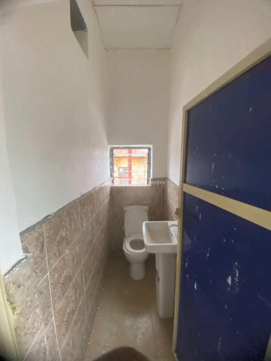 Newly Renovated Miniflat with Pop Ceiling and Cabinet, Fadeyi, Shomolu, Lagos, Mini Flat (room and Parlour) for Rent