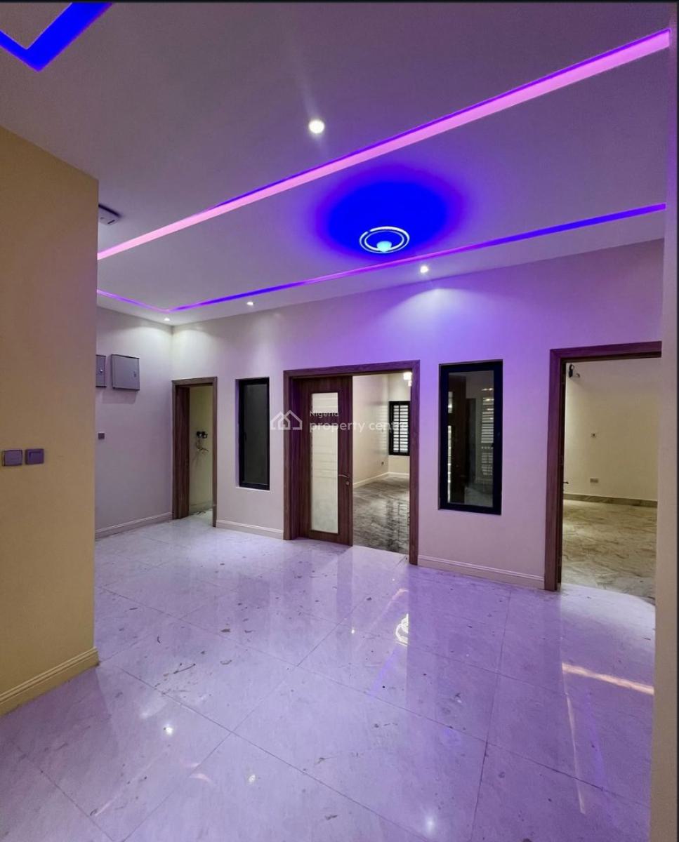 4 Bedroom Detached Duplex with 2 Room G Chalet and Pool, Guzape, Guzape District, Abuja, Detached Duplex for Sale