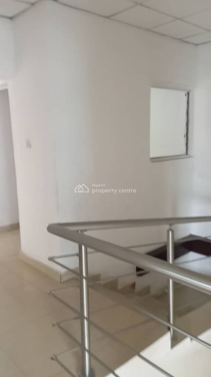 5bedrooms Detached Duplex, Off Ayodele Ogunbiyi Street, Anthony, Maryland, Lagos, Detached Duplex for Rent