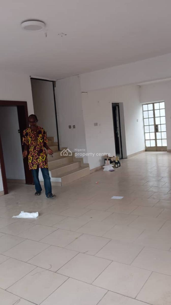 5bedrooms Detached Duplex, Off Ayodele Ogunbiyi Street, Anthony, Maryland, Lagos, Detached Duplex for Rent